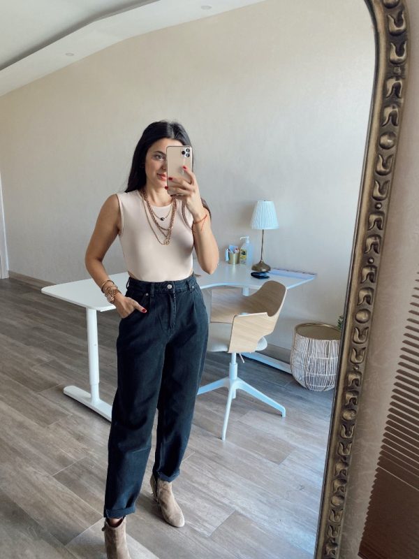 Bej Pencere Detaylı Bodysuit