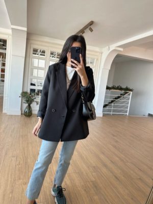 Eskitme Düğmeli Siyah Ceket